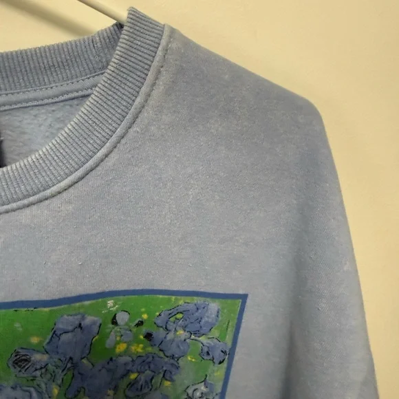 Vincent Van Gogh Iris Painting Embroidered Blue Art Sweatshirt Size XL 1X NWOT - Picture 5 of 12
